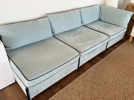 Canapé bleu clair (Cassina design)