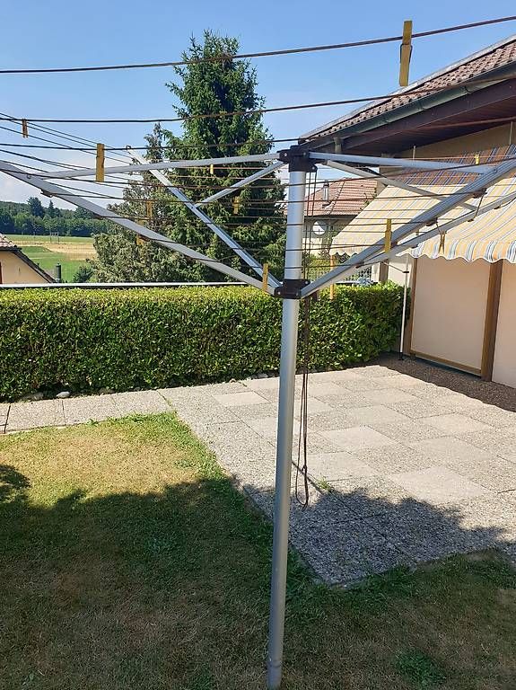 Wäschetrockner: à vendre un support pour sèche linge – Gebraucht aus chénens von mathieu016 3