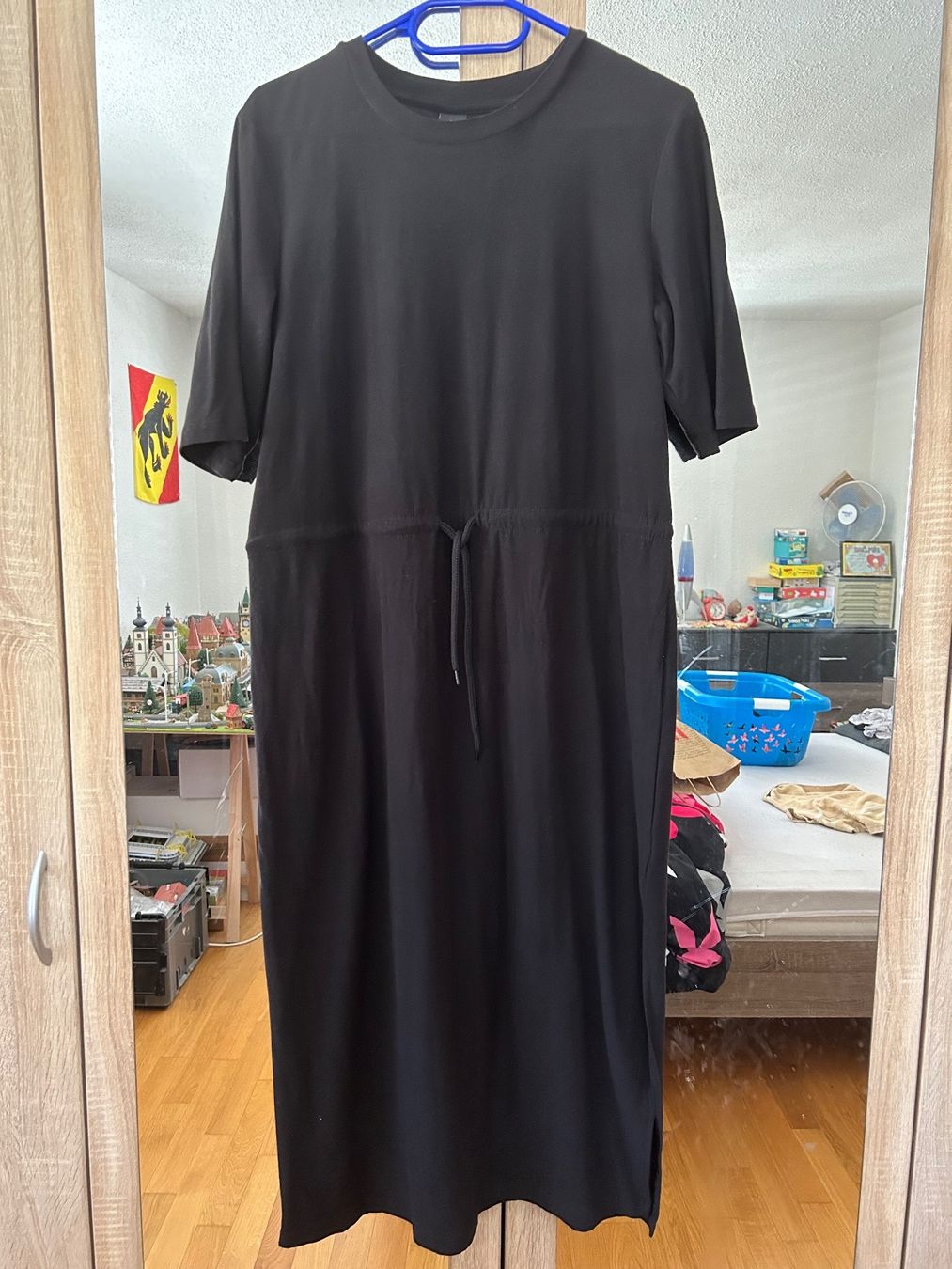 Kleider: Robe M – Neu (gemäss Beschreibung) aus Reconvilier von Panda90