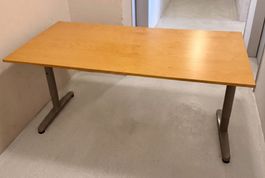 Ab 1.- CHF: IKEA Schreibtisch 160x80 cm – Bereits demontiert