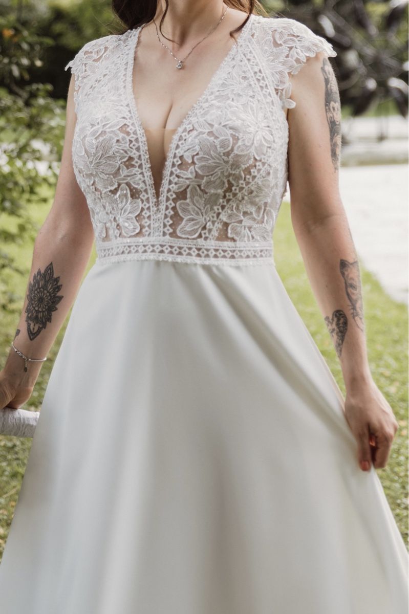 Vestiti: Brautkleid Hochzeitskleid Gr.36 – Nuovo (secondo la descrizione) da Ibach venduto da Expert_Group