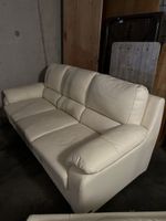 Beiges Sofa 2- und 3-Sitzer
