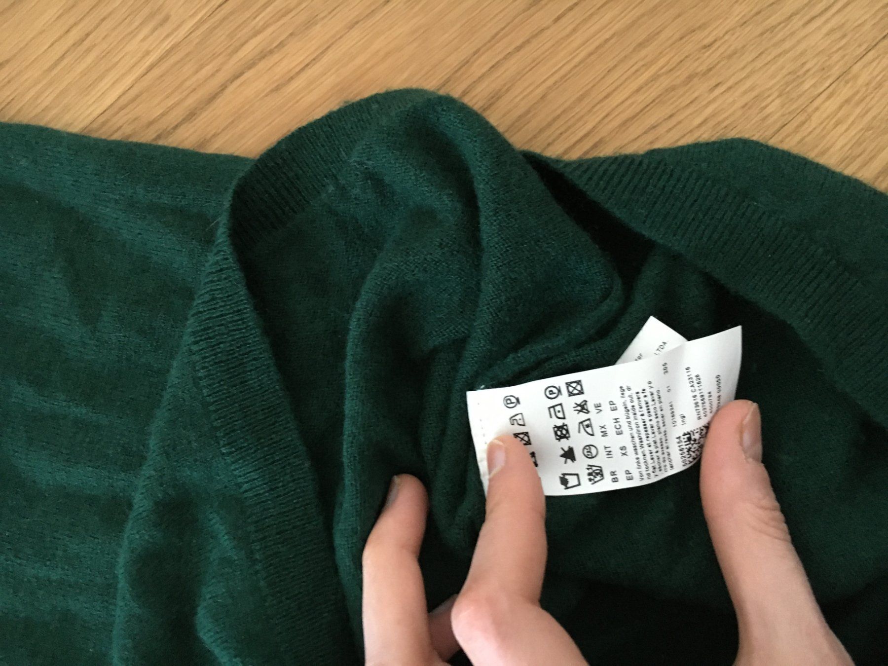 Hugo Boss Maglioni & Felpe: Hugo Boss Wollpullover, dunkelgrün – Usato da Rotkreuz venduto da Vkahlo 3