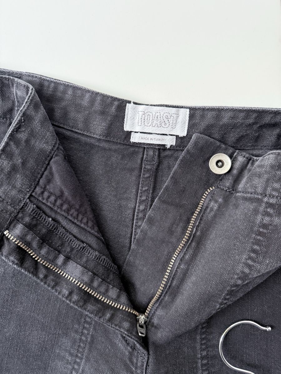 Toast Pantaloni: TOAST Hosen schwarz Grösse 8  – Nuovo (secondo la descrizione) da Basel venduto da A-Z-B 2