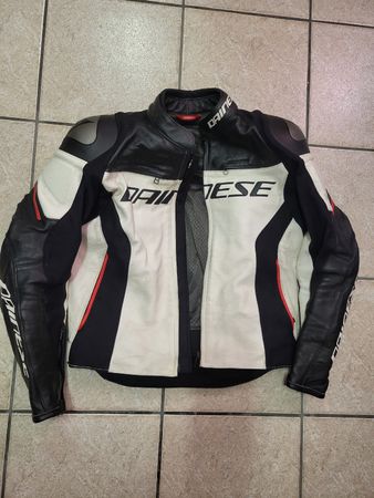 Tuta in pelle Dainese a 2 pezzi