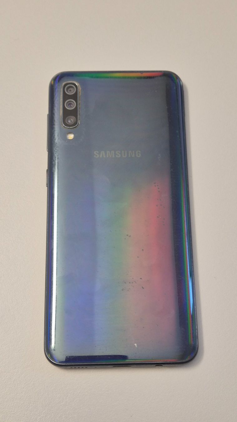 Samsung Handys / Smartphones: Samsung Galaxy A50 - écran cassé – Gebraucht aus Les Geneveys-sur-Coffrane von Largowinch 1