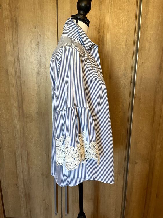 Chemisiers: Blue & white shirt with lace from van Laack, size 40 – D'occasion à Wilen b. Wollerau par crabbe 2