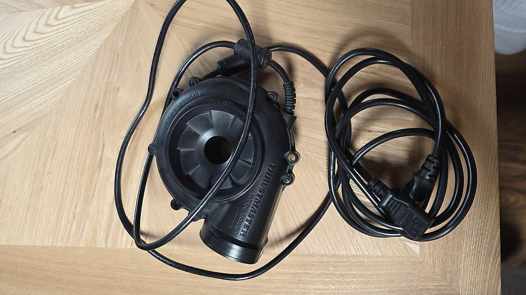 Konsolen: SimRacing Kit Thrustmaster/ Playseat für XBOX / PC – Gebraucht aus moosseedorf von janm2808 3