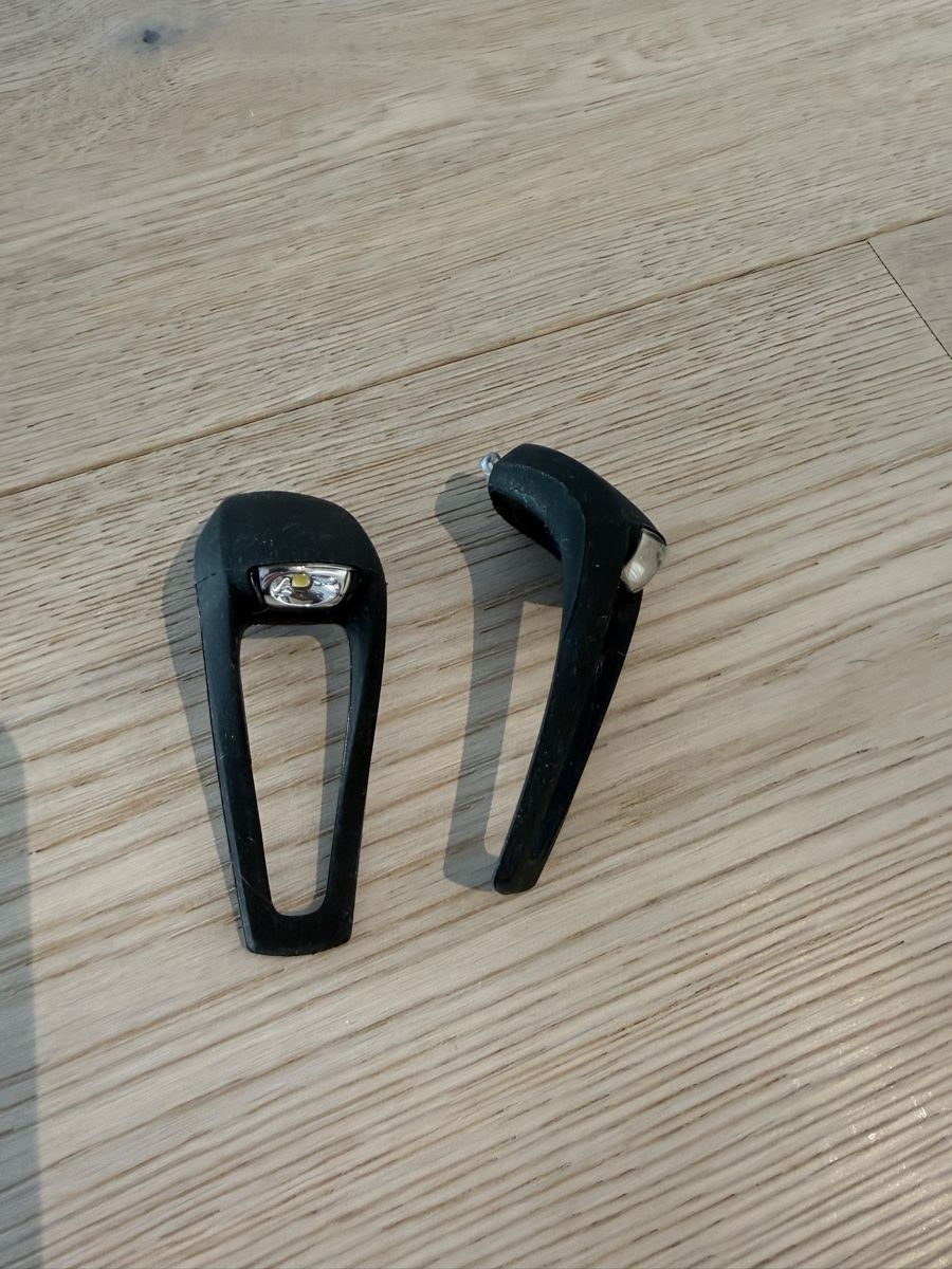 Pezzi di ricambio: knog. Frog Strobe Velolicht LED, NEU – Nuovo (secondo la descrizione) da Brüttisellen venduto da Molemo