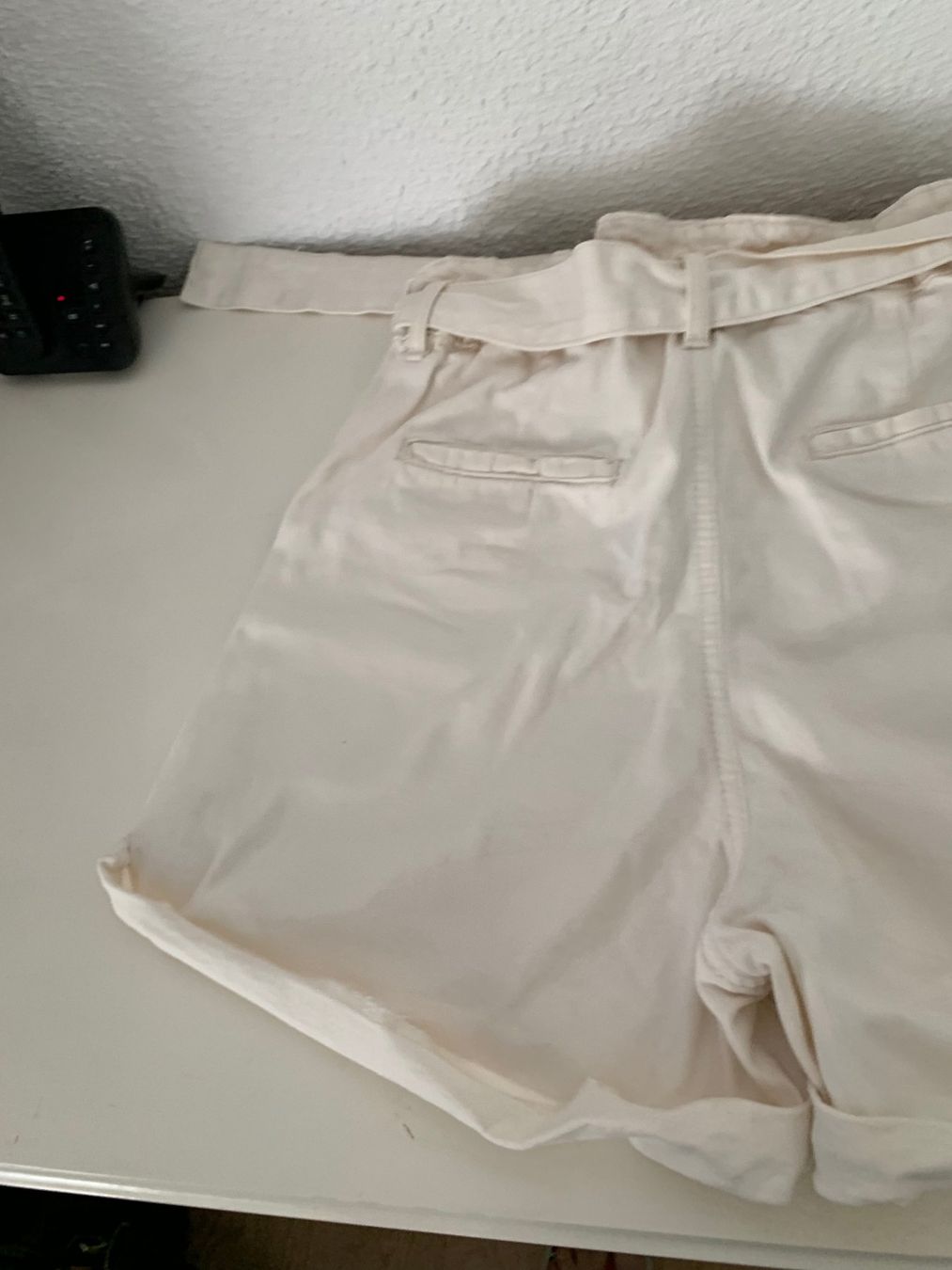 Pantaloni: Sommer Shorts Damen Gr. S Farbe Vanille – Usato da Kirchdorf AG venduto da coco123 5