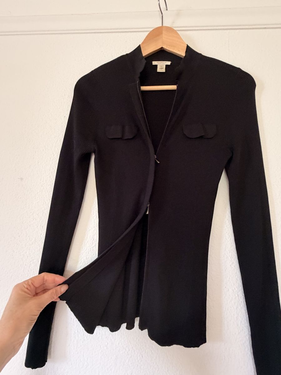 Max Mara Camicette: MaxMara Black Zip-Up silk Cardigan  – Usato da Oberwil b. Zug venduto da fis_2wtq 5