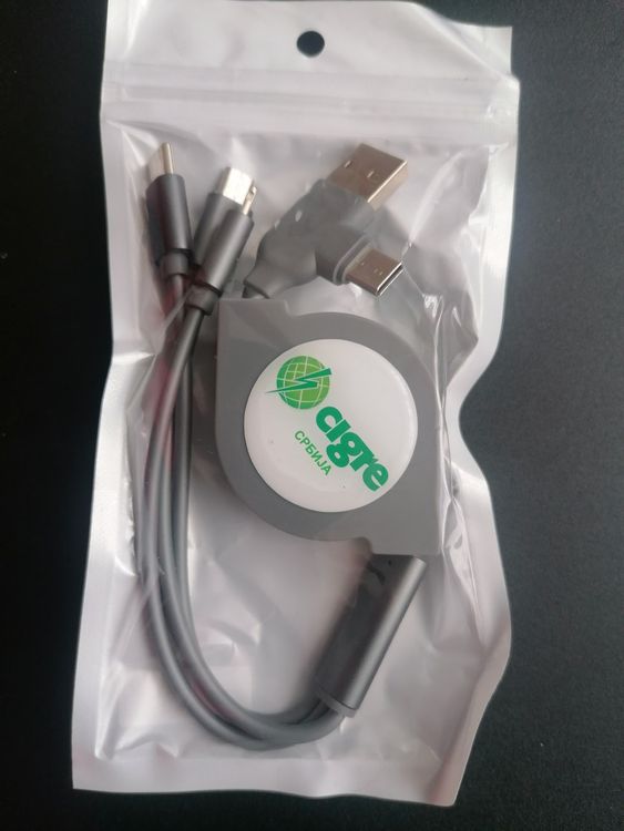 Multiple Adapter (Neu und originalverpackt) in Grächen für CHF 1 – mit ...