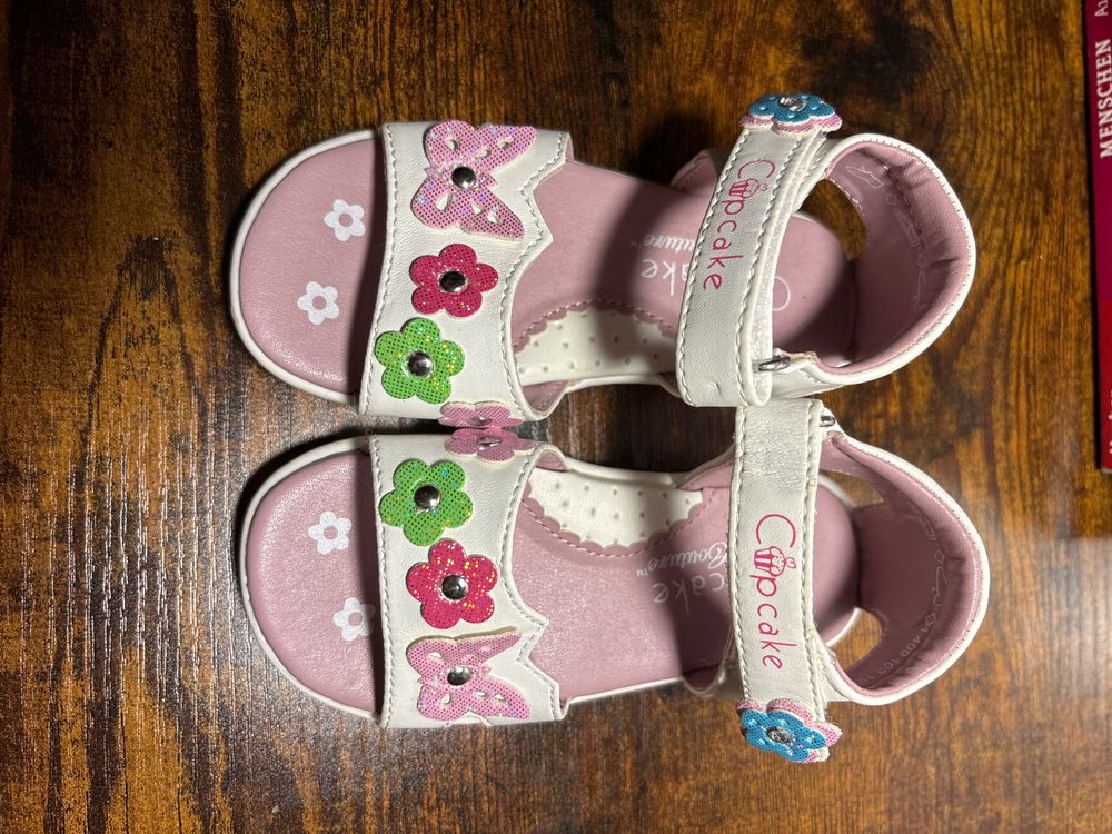 Chaussures filles: Mädchen Schuhe Gr. 22 – Neuf (Voir description) à Ehrendingen par Katy28