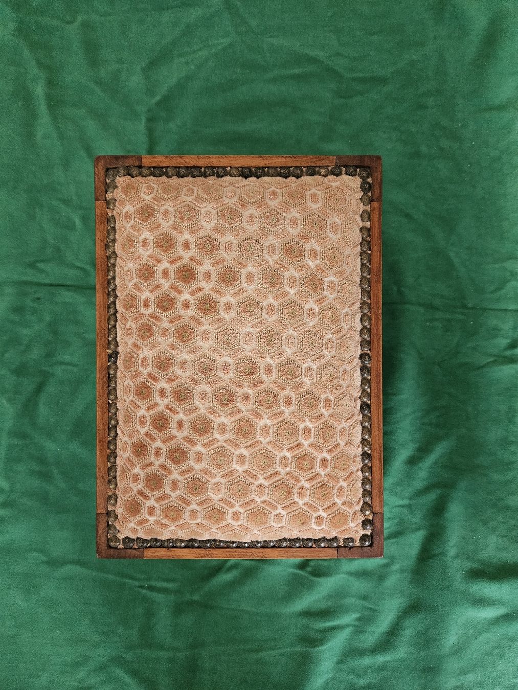 Panchine: Joli repose pieds ancien – Usato da Les Brenets venduto da SBO56 1