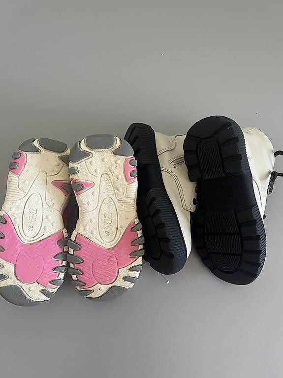 Scarpe per ragazzi: Chaussures enfant  – Usato da Lausanne venduto da Catherine1003 3