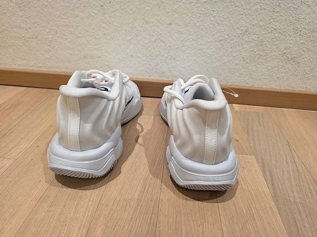 Scarpe da uomo: Baskets Neuves, Giannis Immortality 4, White Ed, Size 45 – Nuovo (secondo la descrizione) da Geneve venduto da M05wayne 1