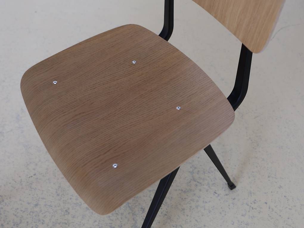 Hay Tables: SET: HAY Tisch & Result Stühle – D'occasion à Meinisberg par atelier_TILIJA 8