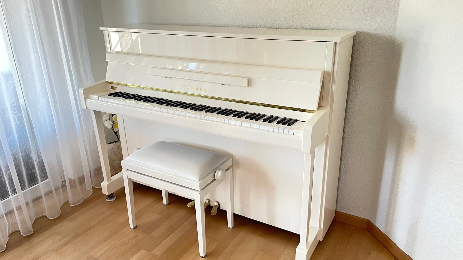 Yamaha Strumenti musicali: Yamaha B2 PWH Klavier – Usato da Bachenbülach venduto da zuliz