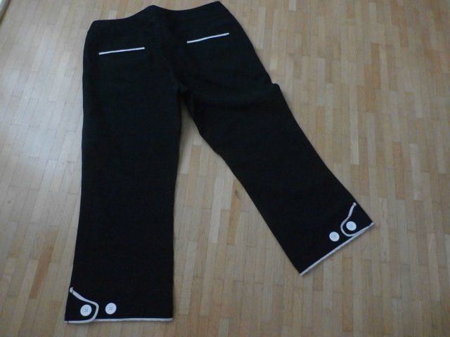 Pantaloni: 7/8 Hose Grösse: 38 (schwarz) – Nuovo (secondo la descrizione) da Würenlingen venduto da Delfinli1 2