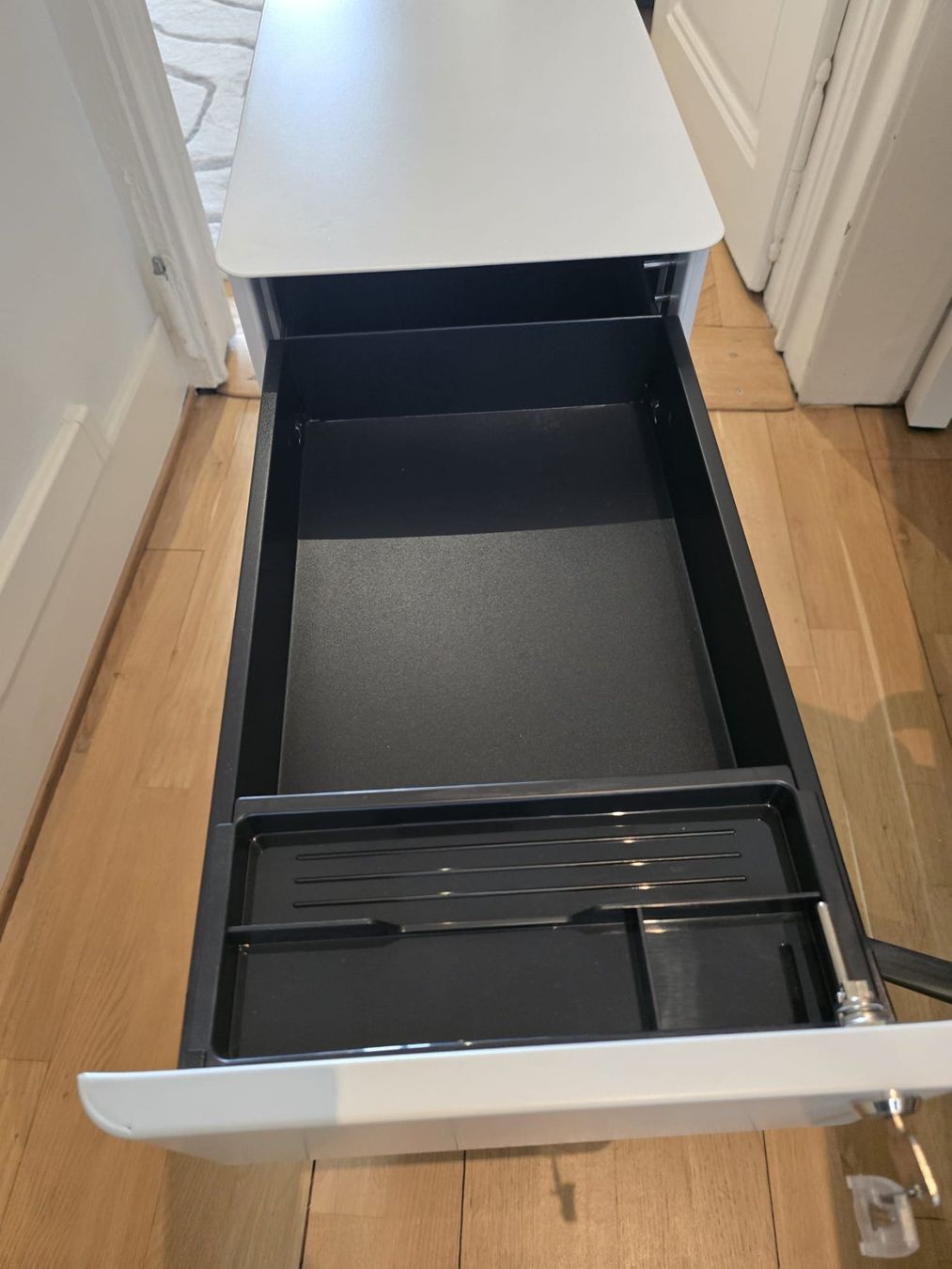 Cassettiere: Commode de bureau – Usato da Genève venduto da off_zns5 6