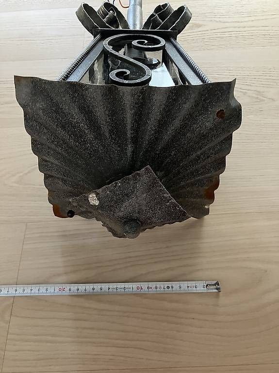 Lampade: Lampada da esterno in ferro battuto – Usato da Origlio venduto da Zeto.81 2