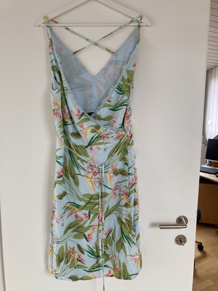 Anouk Kleider: Wickelkleid Lyla von Anouk Gr. M – Neu (gemäss Beschreibung) aus Rickenbach ZH von Vanijo 1