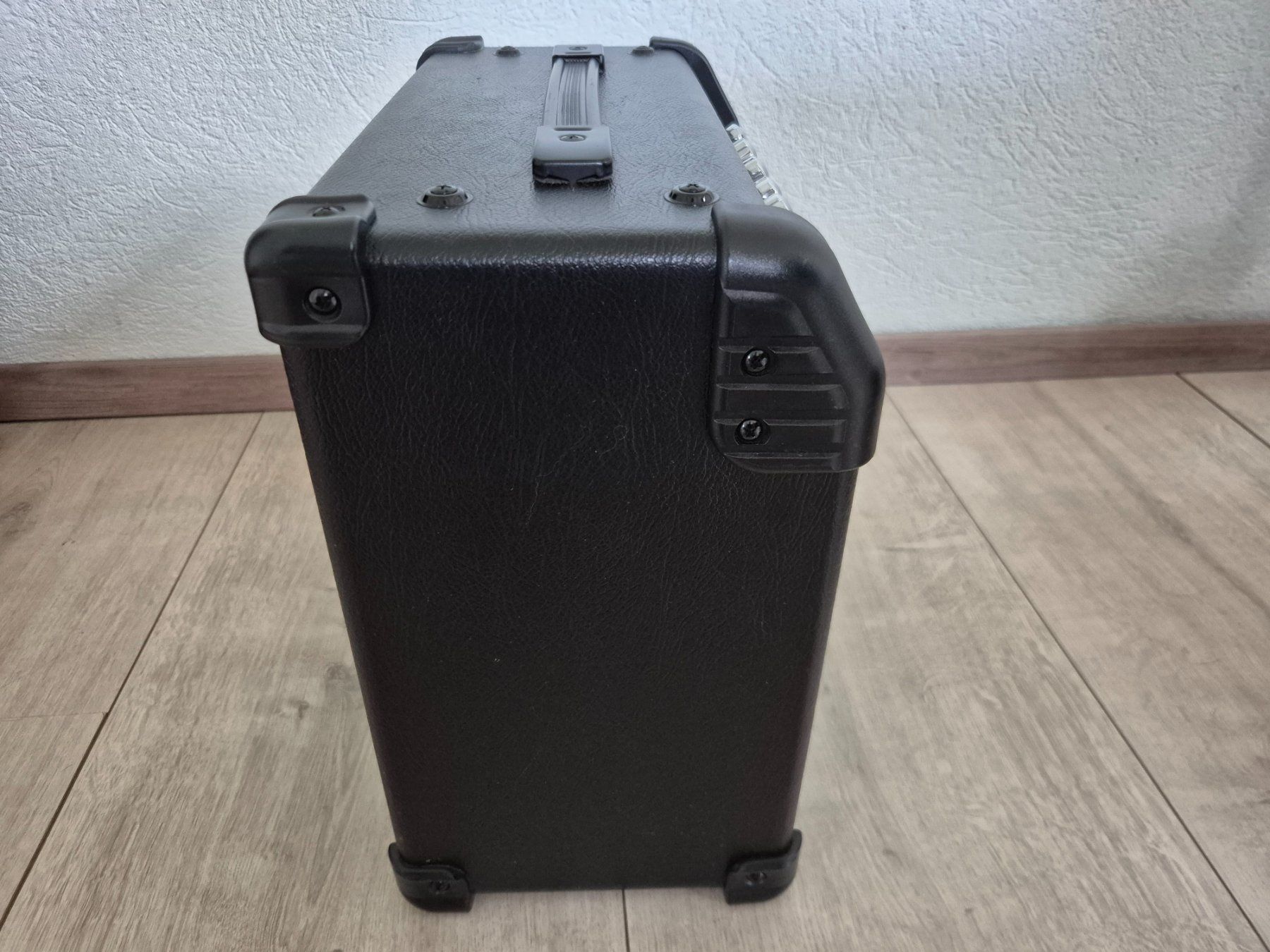 Line 6 Amplificateurs: Line 6 Spider IV 15 Guitar Amplifier good condition – D'occasion à Dättwil AG par Woschni1920 1