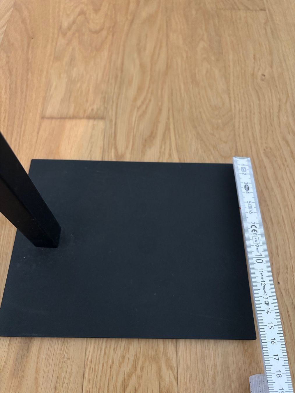 Lampade: Moderne Tischlampe in Schwarz – Usato da Schleinikon venduto da vik_8v2w 4