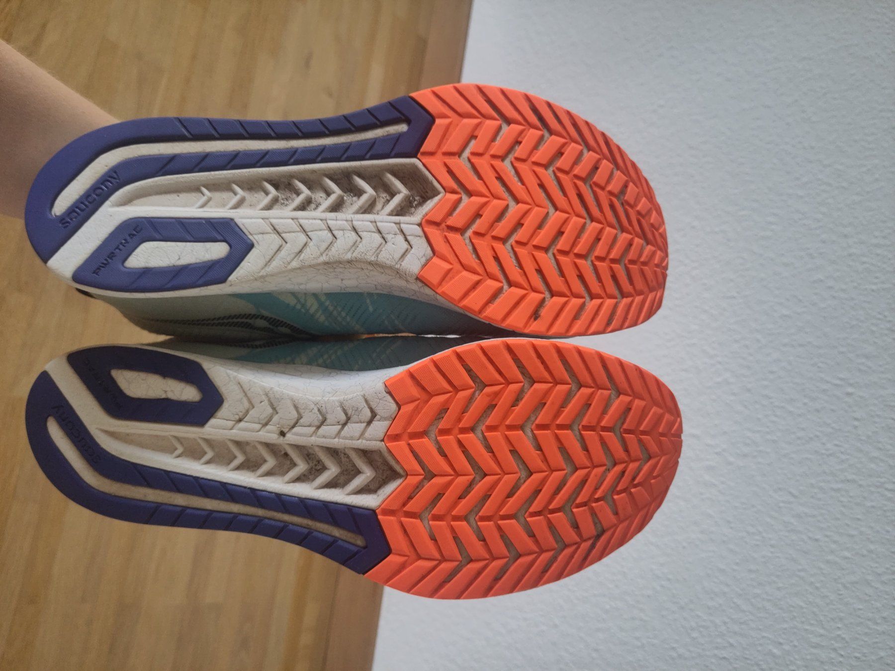 Herrenschuhe: Gebrauchte Saucony – Gebraucht aus Luzern von Ninaflasch99 2