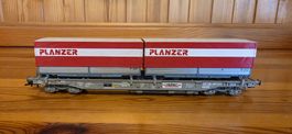 Roco Hupac Güterwagen mit zwei Planzer-Aufbauten H0