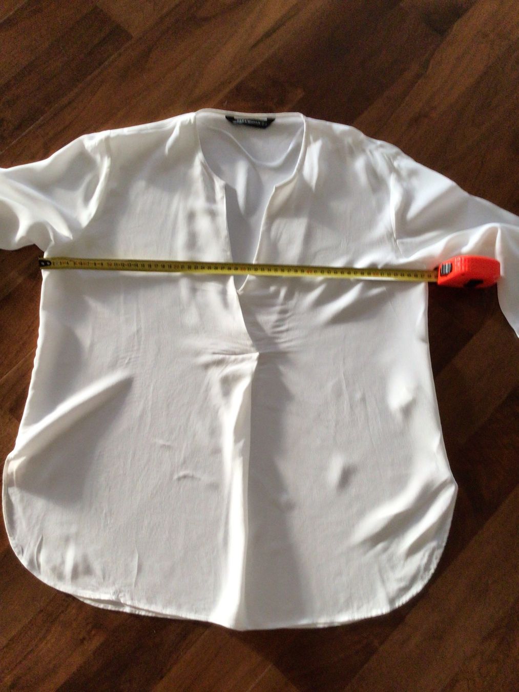 Zara T-shirt: T-Shirt (2) – Usato da Zürich venduto da ArmariodeRuth_Senora 2