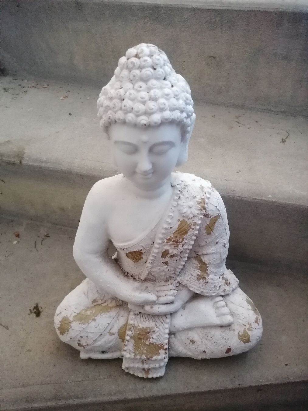 Statuette: Schöne Buddha Figur  – Usato da Brittnau venduto da Elefant7