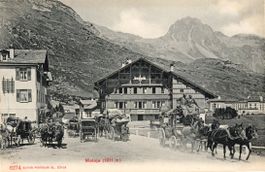 Maloja  GR   -   An- und abfahrende Hotel - Pferdekutschen