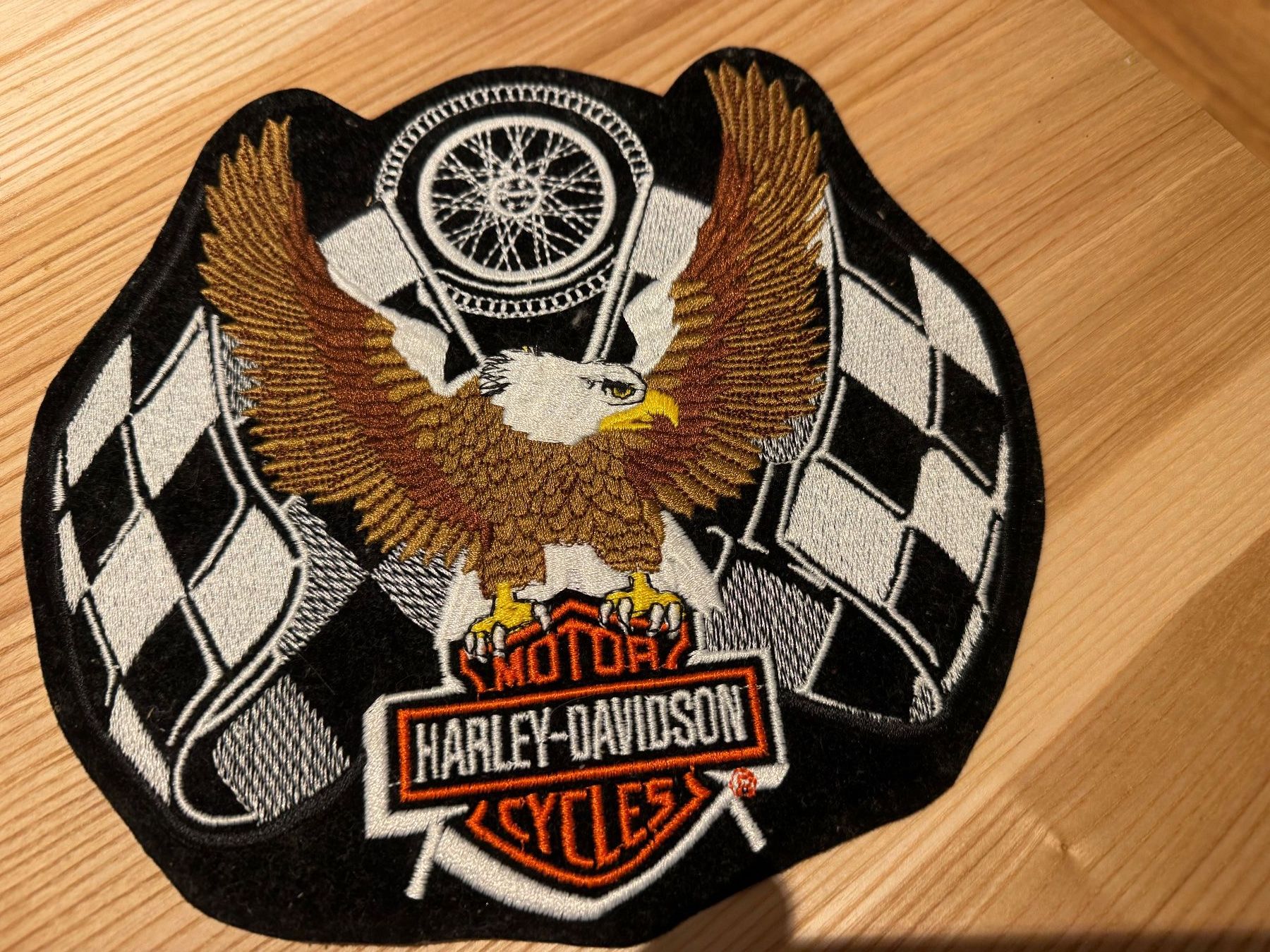Harley-Davidson Placchette & Badge: HARLEY DAVIDSON STOFF BADGE XXL 23 CM – Usato da Balterswil venduto da MR_FEELGOOD 1