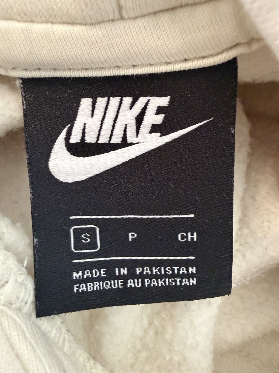 Nike Maglioni & Felpe: Nike Hoodie, Grösse S – Usato da Eschenbach LU venduto da Tatzi1 5