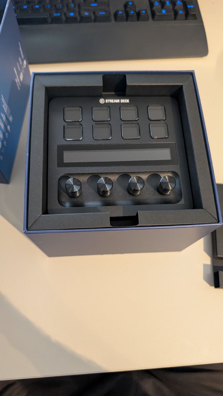Elgato Stream Deck + in sehr gutem Zustand (Neu (gemäss Beschreibung ...