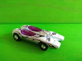 Hot wheels t-hunt 2004 Splittin image