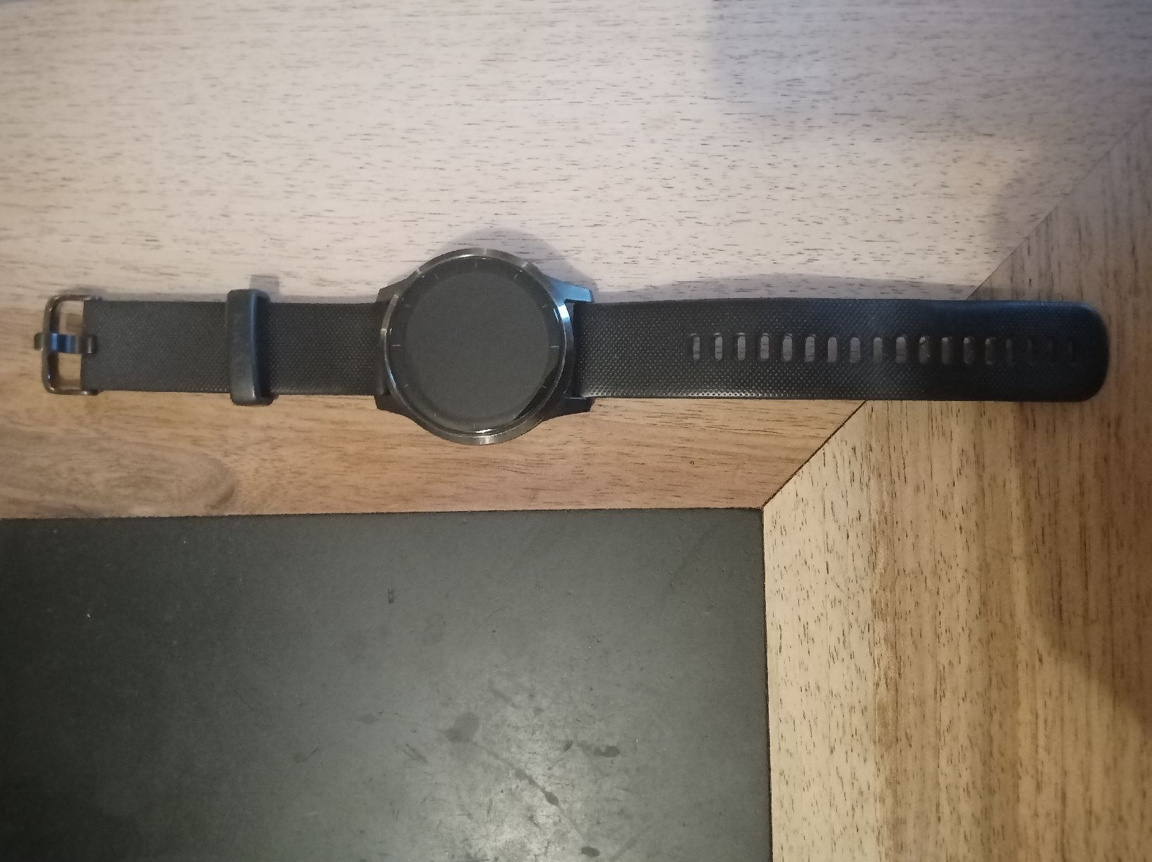 Garmin Smartwatch: Garmin Uhr Vivoactive 4 – Usato da Hirzel venduto da chrider 2