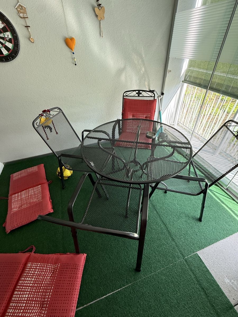 Tischset: Gartentisch mit Stühle  – Gebraucht aus Rothrist von Lon28 1
