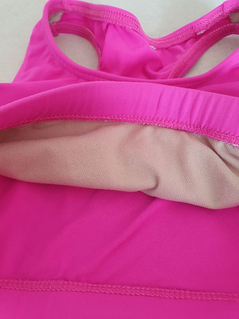 Scarpe, pantaloni & magliette da ginnastica: Turntop Gr.140 – Usato da Berg TG venduto da Buschki2 1