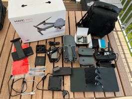Drohne DJI Mavic Pro Fly More Combo mit viel Zubehör