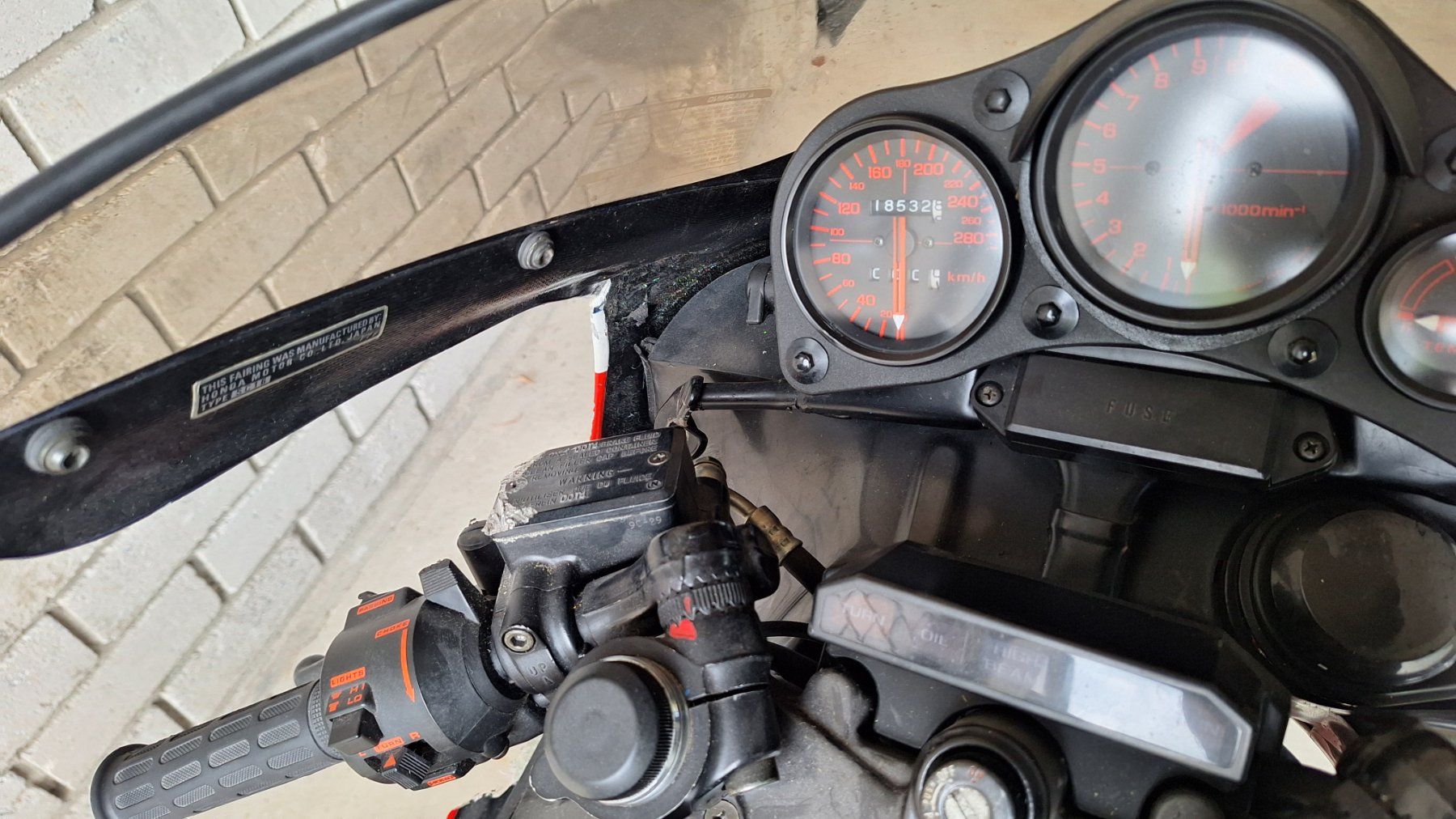 Honda Strasse: Honda VF1000R/E Unfallmaschiene – Defekt aus Zwingen von lahonda11 8