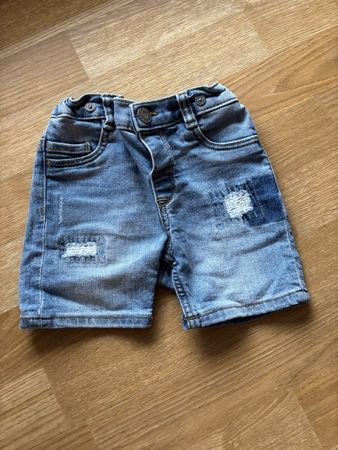 Hose kurz Gr. 86