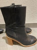 Bottines noire à talon