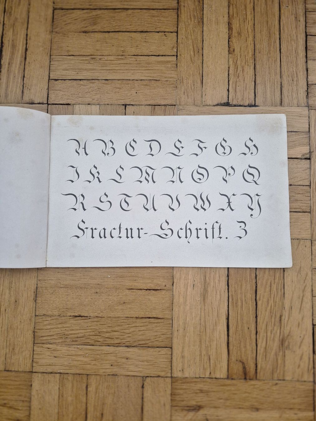 Libri: Muster-Alphabethefte  – Usato da Bern venduto da san_kcw5 2