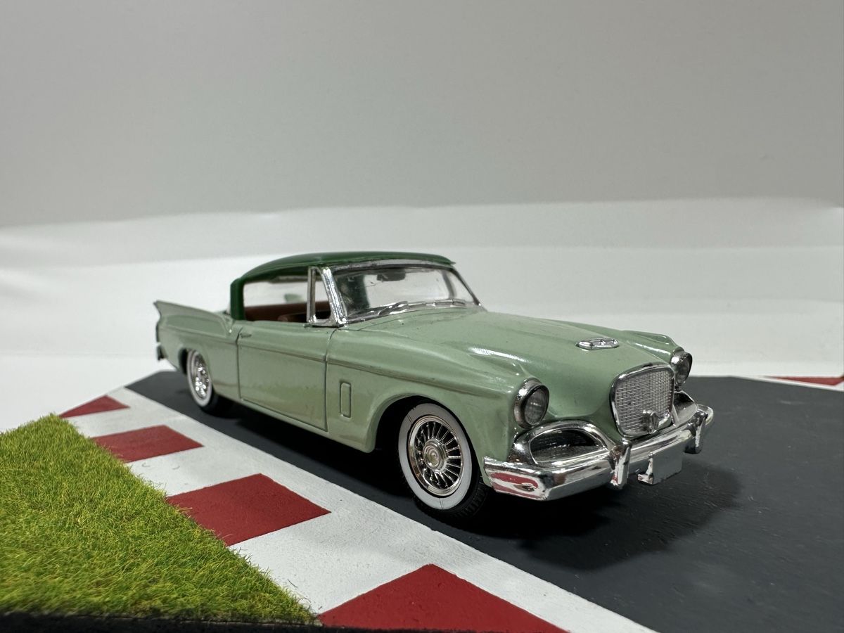 Solido Modellini d'auto: 1957 Studebaker Silver Hawk 1:43, SOLIDO – Usato da Zofingen venduto da rf9_x2xt 6