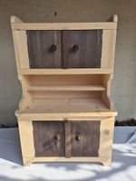 Spielzeug-Buffetschränklein, neu aus Naturholz