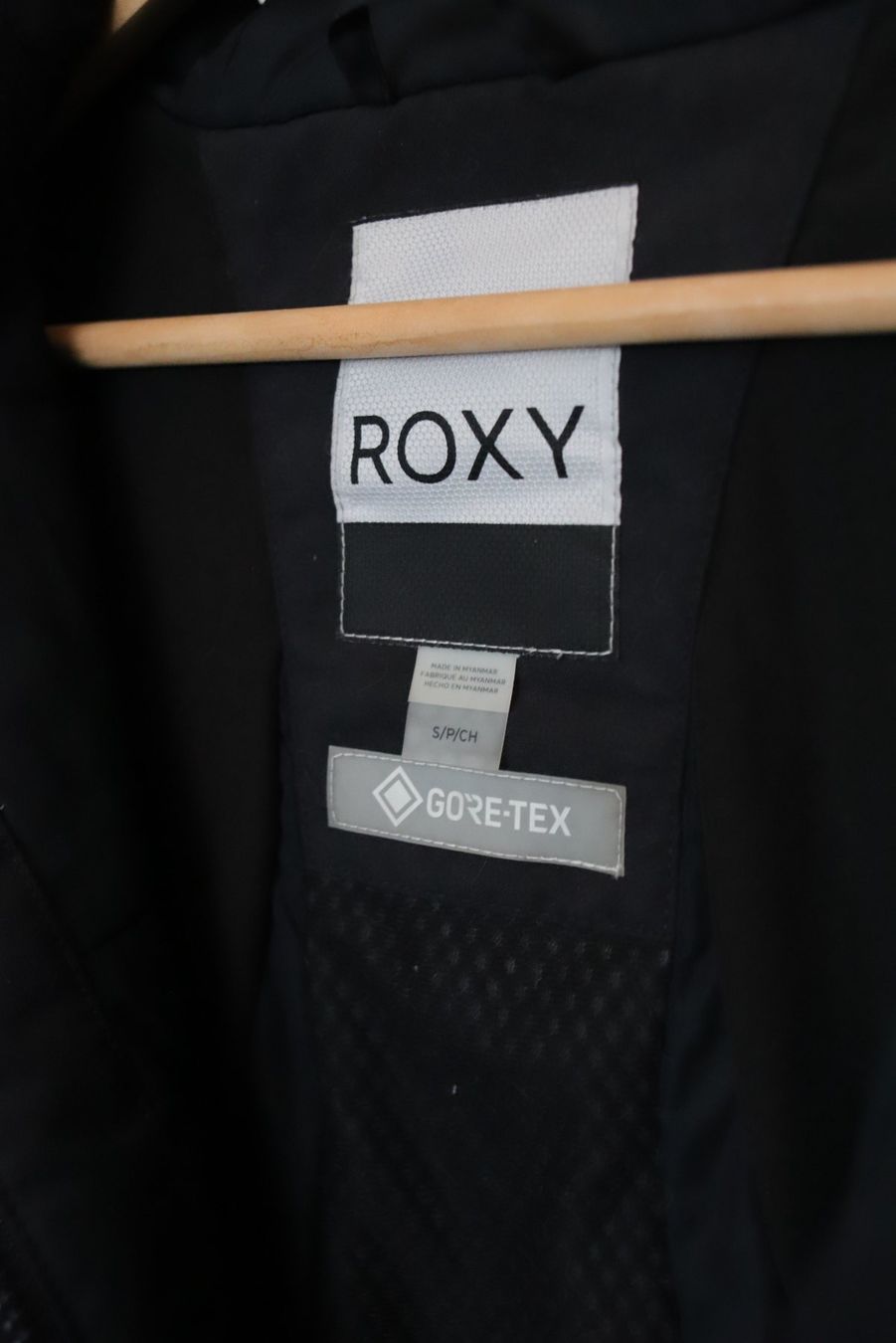 Roxy Sci: ROXY Ski/Snowboard Jacke – Usato da Zollikerberg venduto da lunavis 4