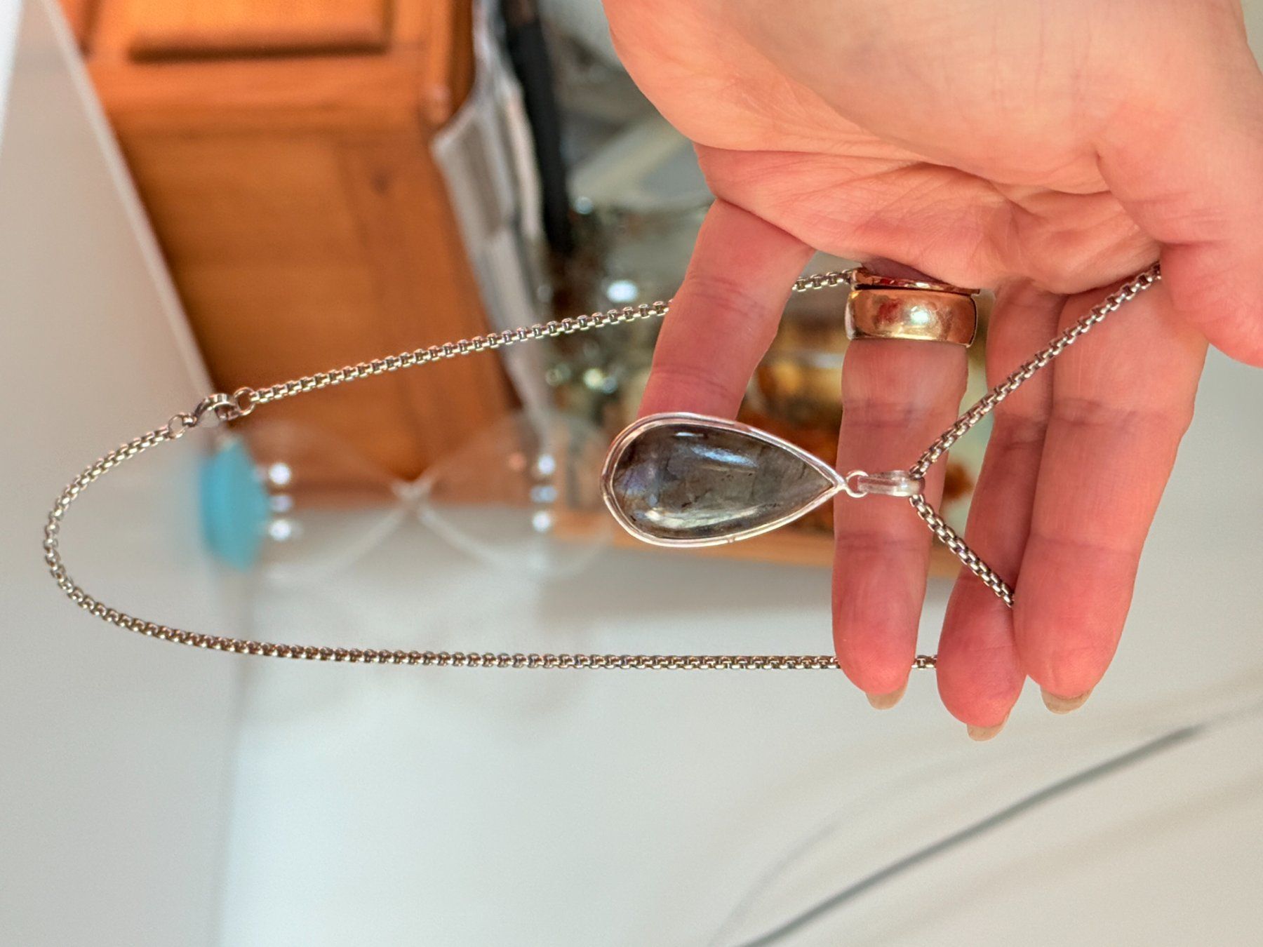 Catenine: Collier Labradorite naturelle – Nuovo e nell'imballaggio originale da Genève venduto da AGBERG 7