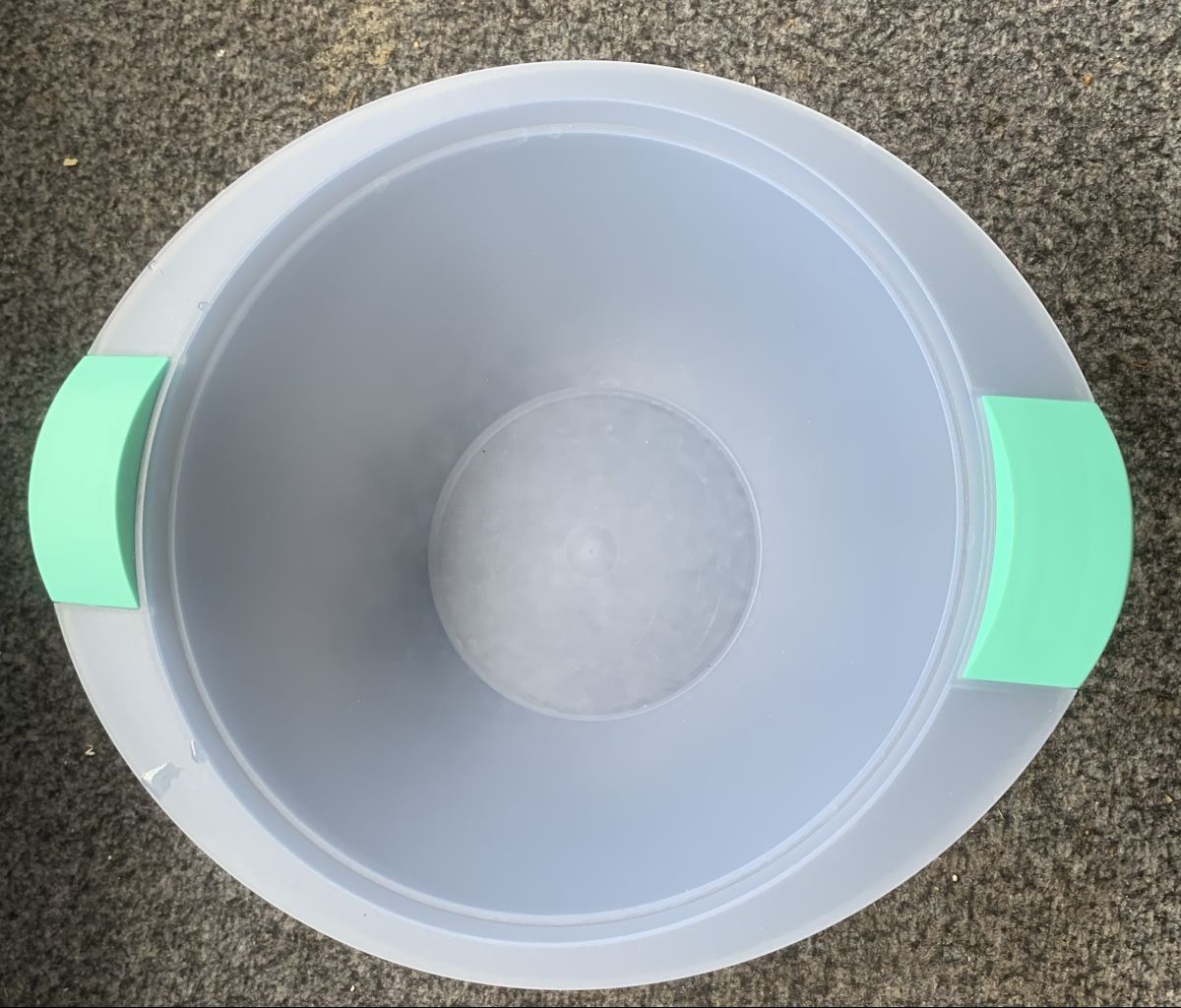 Coupes: Tupperware Schüssel mit Deckel, neuwertig – Neuf (Voir description) à Zürich par bopeja 1